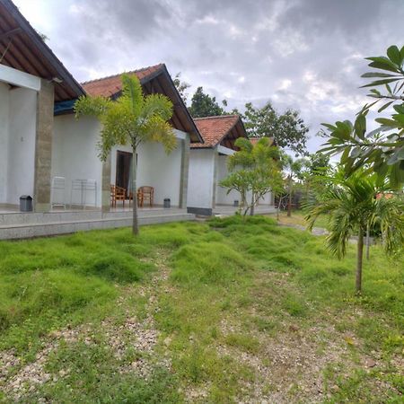 Kira Homestay レンボンガン島 エクステリア 写真