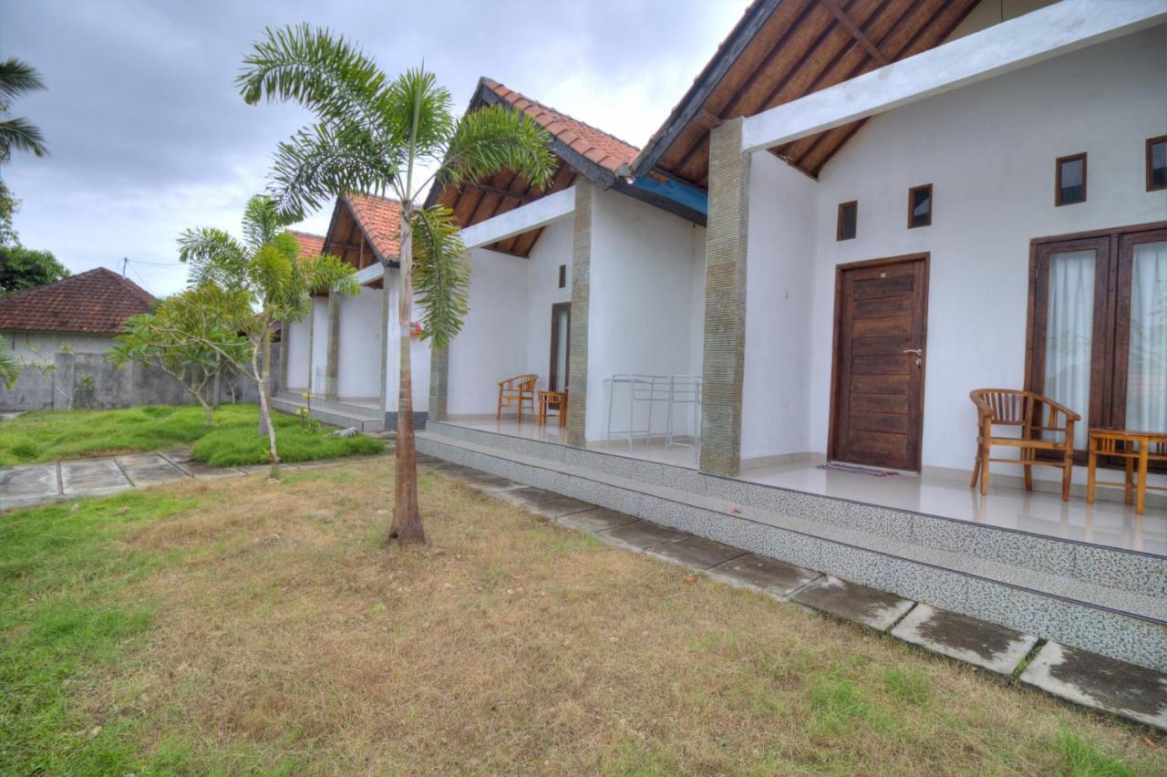 Kira Homestay レンボンガン島 エクステリア 写真